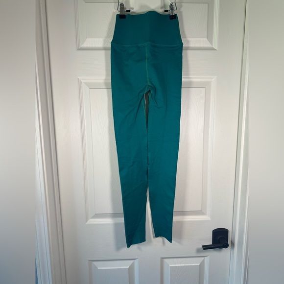 NWT Fabletics Sculptknit Classic Leggings Teal DIY Inseam High Rise Size Small - Picture 6 of 6